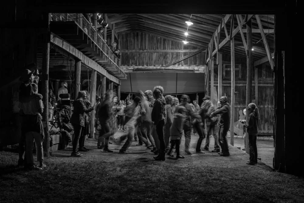 Prairie Festival bar dance